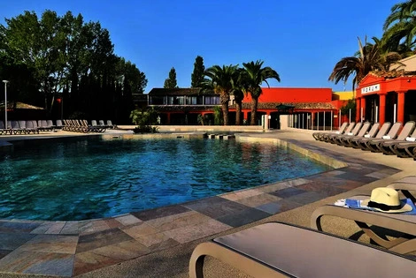 Résidence locative SOWELL RÉSIDENCES Les Mazets arles France