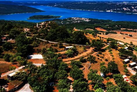 Camping de l'Aigle aups France