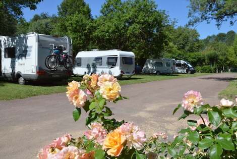 Camping Le Sabot - Only Camp azay_le_rideau France