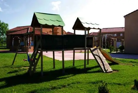 Résidence locative Lagrange Vacances Le Clos Des Vignes bergerac France