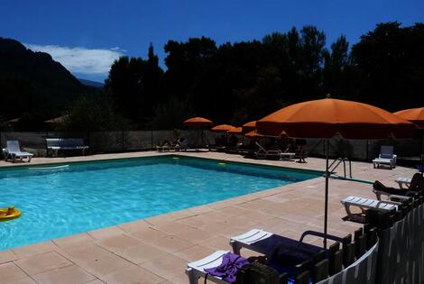 Camping La Fontaine D'annibal buislesbaronnies France