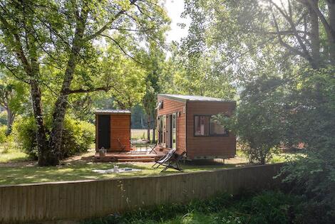 Camping Slow Village Saint-Cybranet castelnaudlachapelle France