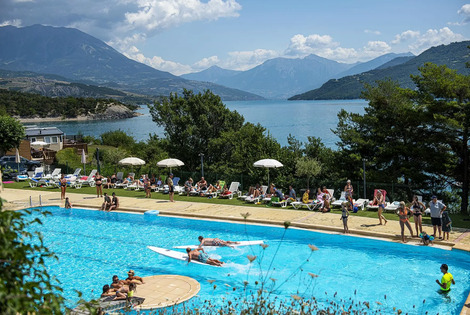 Village vacances Le Clos de l'Ecrin du Lac chorges France