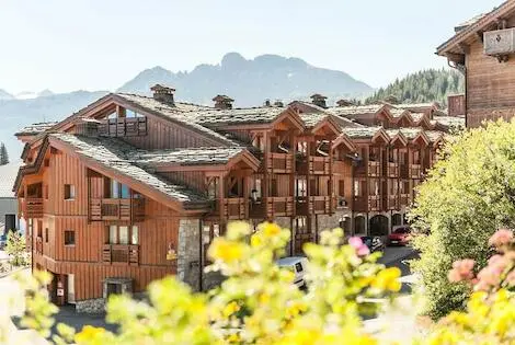Résidence locative Pierre & Vacances Premium Les Chalets du Forum courchevel France