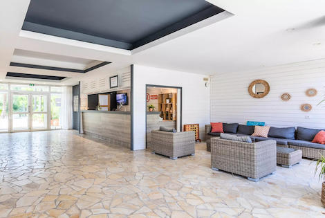 Résidence locative Pierre & Vacances La Pinède hyeres France