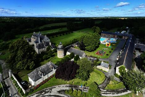 Camping Domaine du Logis la_chapelle_aux_filtzmeens France