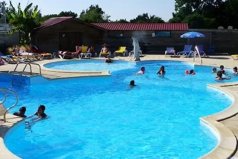 Camping maeva Escapades Parc de La Grève laiguillonsurvie France