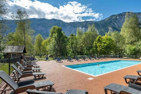 Camping Le Colporteur le_bourg_d_oisans France