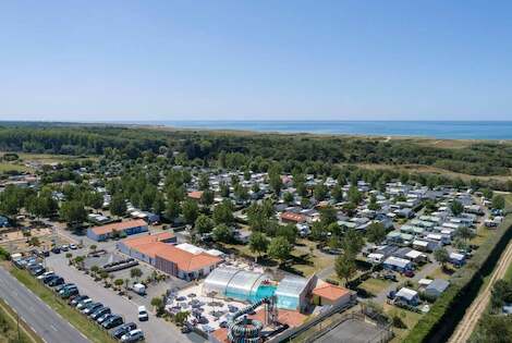 Camping Le Bahamas Beach Le_fenouiller France