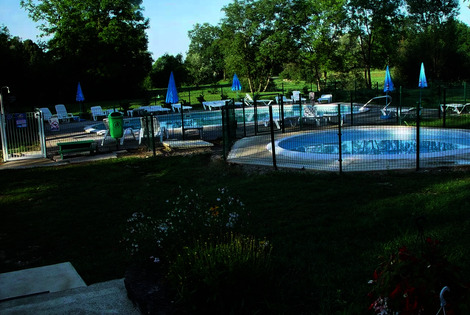 Flower Camping Les 3 Ours montbarrey France