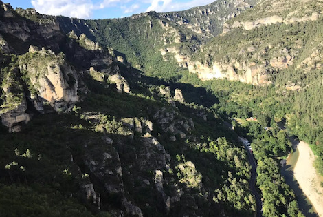 Camping LES PRADES mostuejouls France
