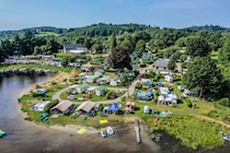 Flower Camping Le Port de Neuvic neuvic France