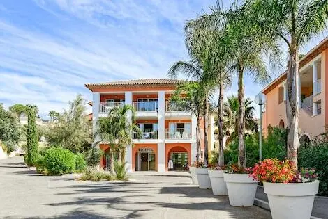 Résidence locative Pierre & Vacances Les Rivages des Issambres roquebrunesurargens France