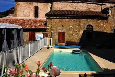 Camping La Mare aux Fées roquefeuil France