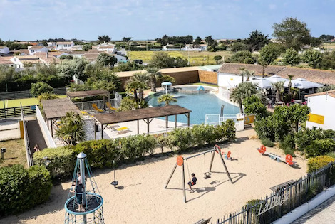 Camping Romanée La Plage saintclementdesbaleines France