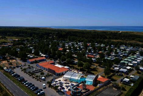 Camping Le Bahamas Beach saintgillescroixdevie France