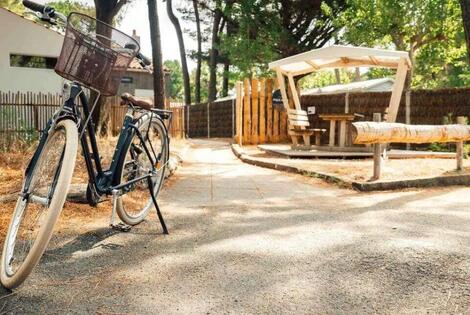 Camping Ushuaïa Villages La Conge sainthilairederiez France