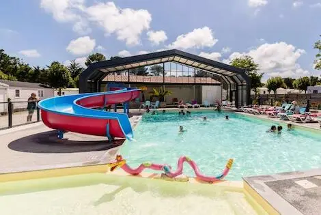 Camping La Parée du Both sainthilairederiez France