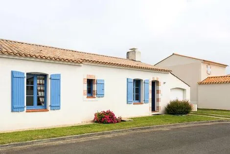 Résidence hôtelière Le Domaine de Vertmarines saintjeandemonts France