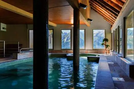 Résidence locative Lagrange Vacances Les Chalets De L'Adet saintlarysoulan France