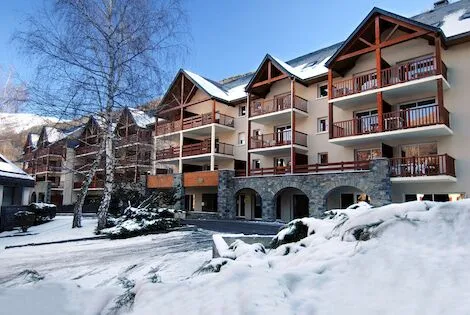 Résidence locative Le Soleil d'Aure saintlarysoulan France