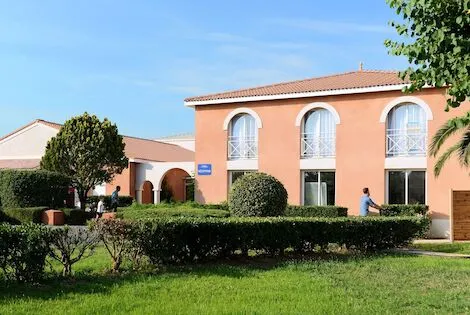 Résidence locative Club Côté Canal saintyrieixlaperche France
