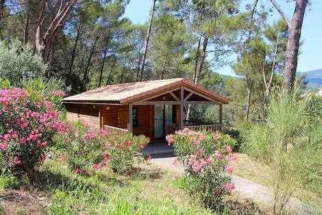 Résidence locative Lagrange Vacances Les Cottages Varois solliespont France