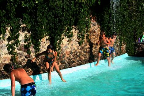 Camping Moulin de Chaules st_constant_fournoules France