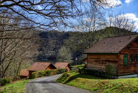 Camping Résidence Vacancéole Les Chalets de la Chazotte st_jacques_d_ambur France