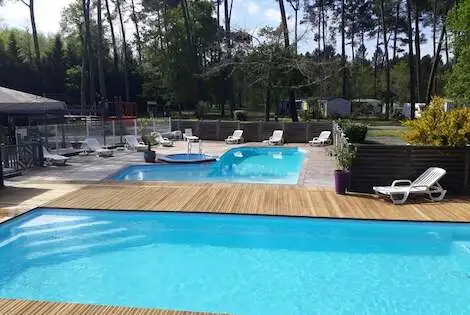 Camping Vert Bord D'eau st_symphorien France