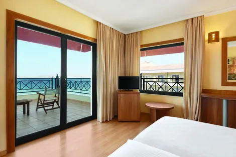 Hôtel Ramada Attica Riviera 4* photo 12