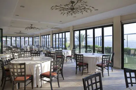 Restaurant - Ramada Attica Riviera