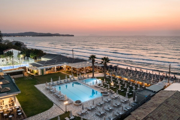 Grece : Hôtel Acharavi Beach