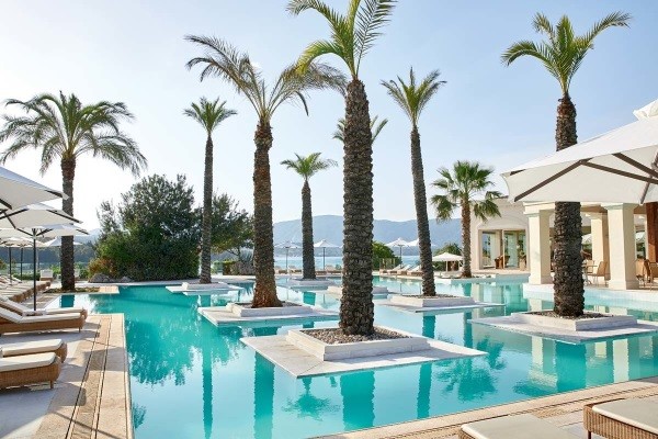 Piscine - Eva Palace Grecotel