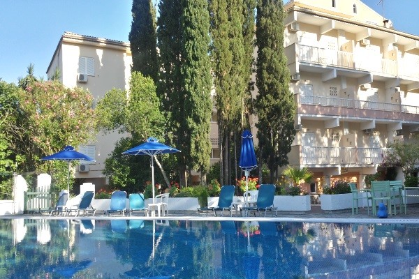 Piscine - Ipsos Beach
