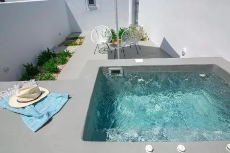 Hôtel Apanomeria Boutique Residence santorin GRECE