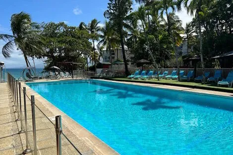 Hôtel Auberge De La Vieille Tour 4* - Location de voiture gosier Guadeloupe