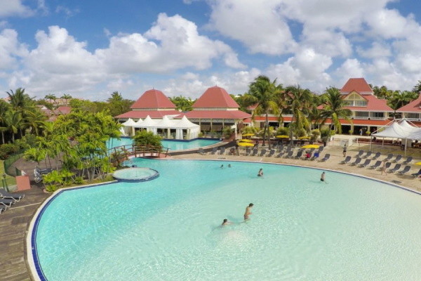 Guadeloupe : Hôtel Pierre & Vacances - Village Sainte Anne 3* - Avec location de voiture