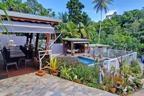 Résidence hôtelière Domaine Damouw - Location de voiture incluse pointe_a_pitre Guadeloupe