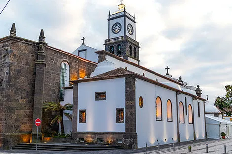 Ponta Delgada - église San Sebastian
