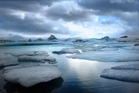 icebergs