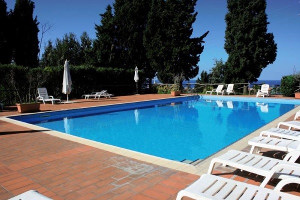 Piscine - Agriturismo ruralia