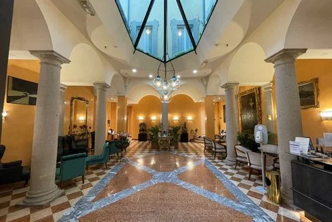 Hôtel Regina milan ITALIE
