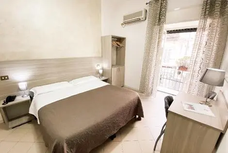 Hôtel Colombo naples ITALIE