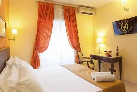 Hôtel Tuscolana rome ITALIE