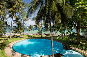 Kenya-Mombasa, Hôtel Neptune Beach Resort (ex Neptune Bamburi Beach) 4*