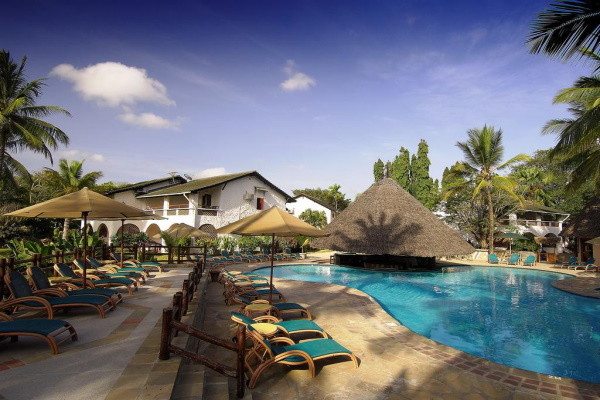 Kenya : Hôtel Pinewood Beach Resort 4* + Safari 2 nuits