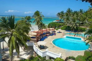 Kenya-Mombasa, Hôtel Voyager Beach Resort