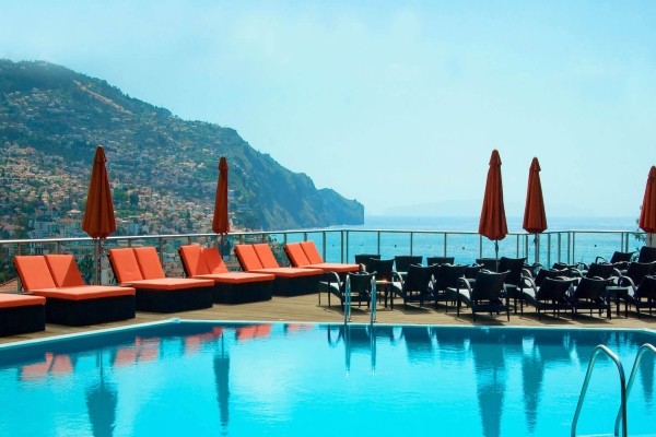 Piscine - Four Views Baia