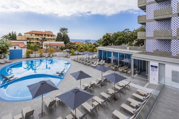 Piscine - Tiles Madeira
